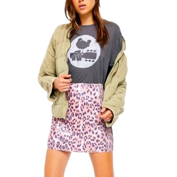 Free People Dresses & Skirts - Free People Sequin Leopard Skirt size 2